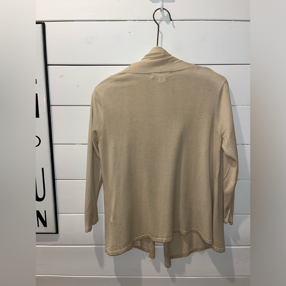 5/$25 Cardigan open  front August silk size M - Picture 3 of 4